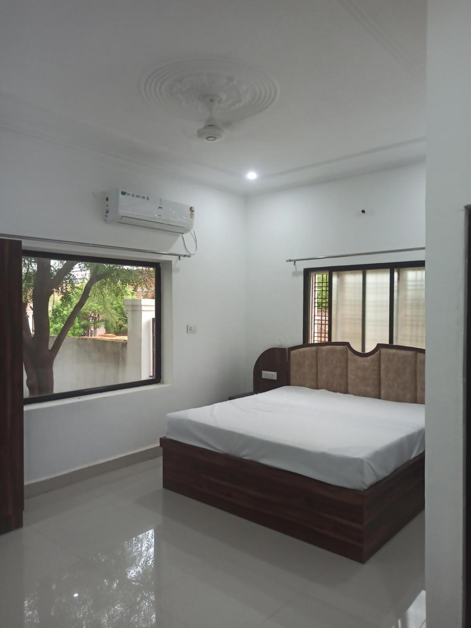 Abhiram Homestay Khajuraho Luaran gambar