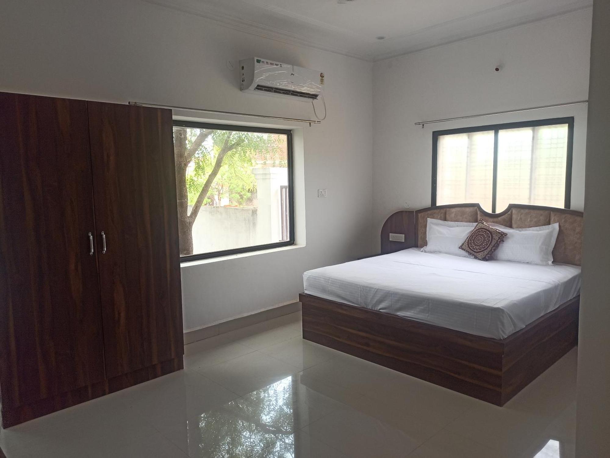 Abhiram Homestay Khajuraho Luaran gambar