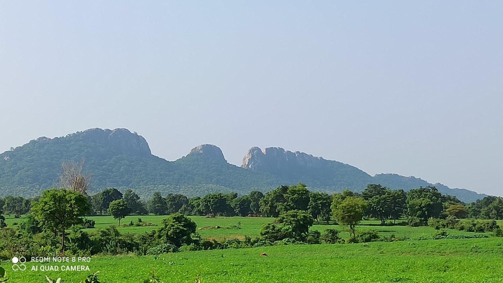 Abhiram Homestay Khajuraho Luaran gambar