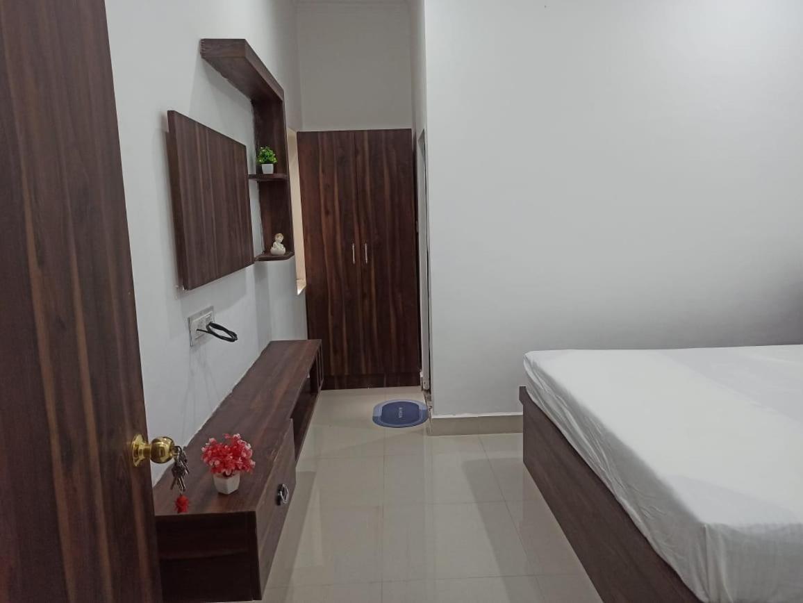 Abhiram Homestay Khajuraho Luaran gambar