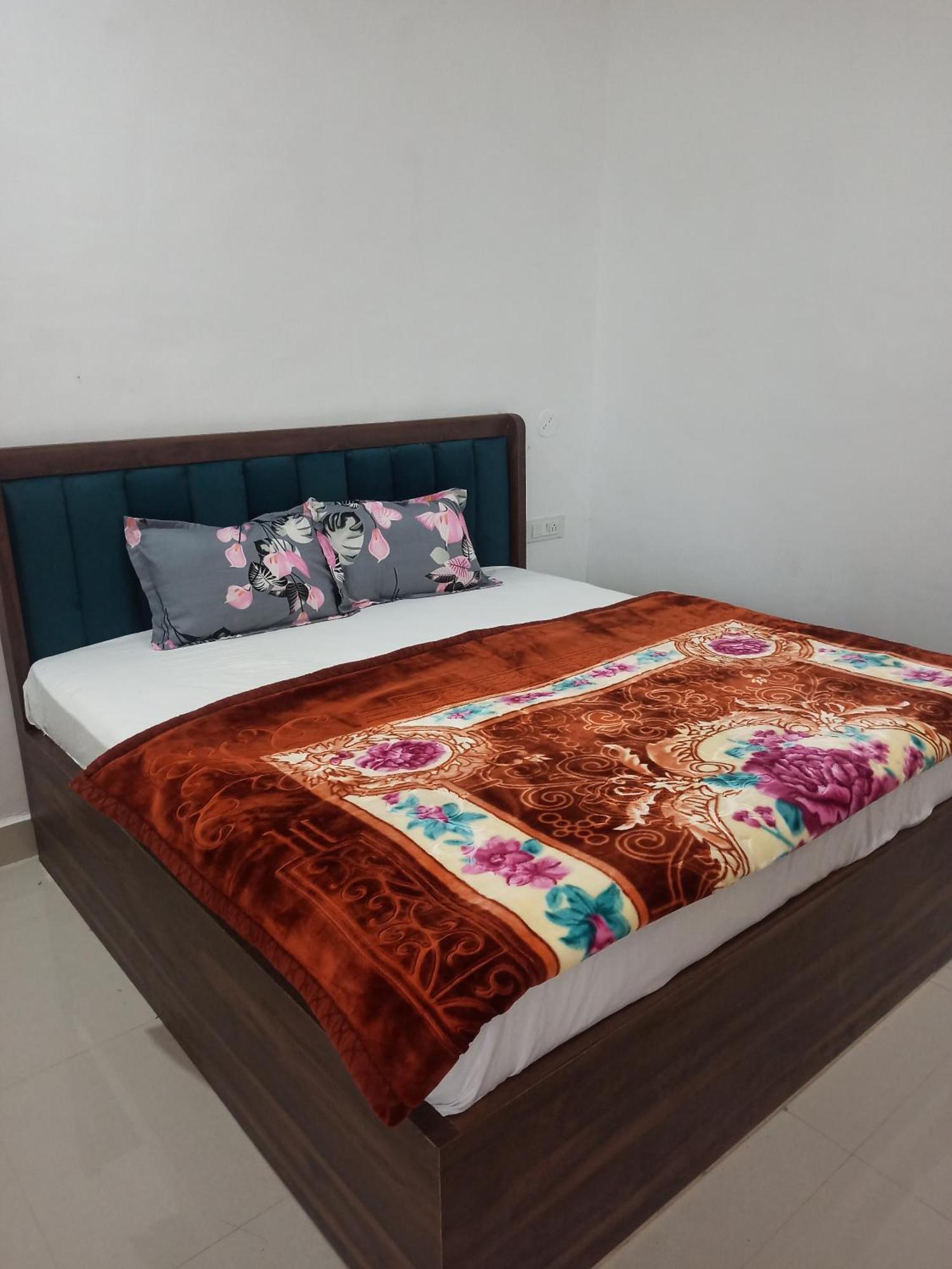 Abhiram Homestay Khajuraho Luaran gambar